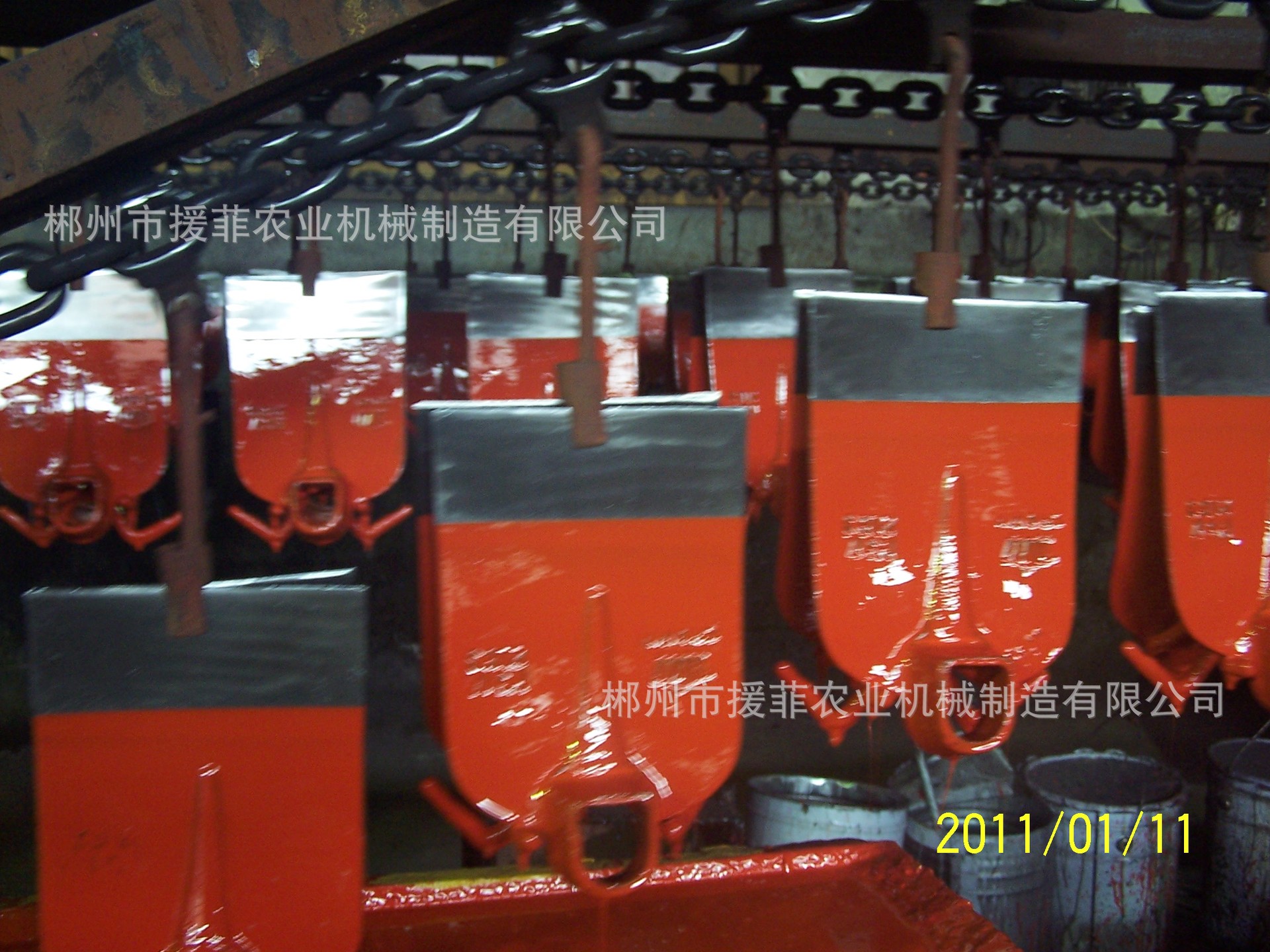 专业生产东南亚锄头橘红色油漆HOE，H301 H316规格  H317