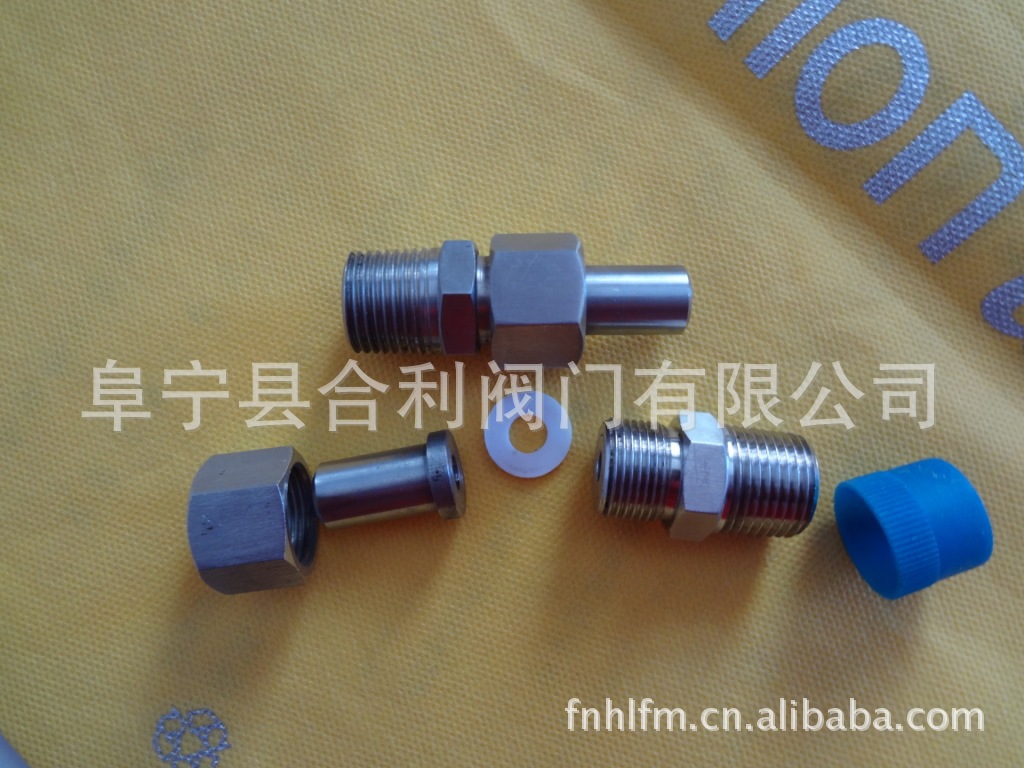 供应精密不锈钢1/4NPT转换接头