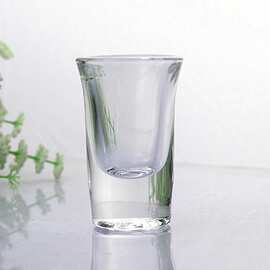 玻璃子弹杯  小烈酒杯  白酒杯  一口杯  酒具  加厚子弹杯