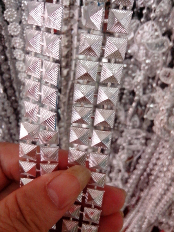 Wholesale of 10MM pearl plastic connected bead chains, wedding decoration beads, stage setting props bead curtains detail image 15