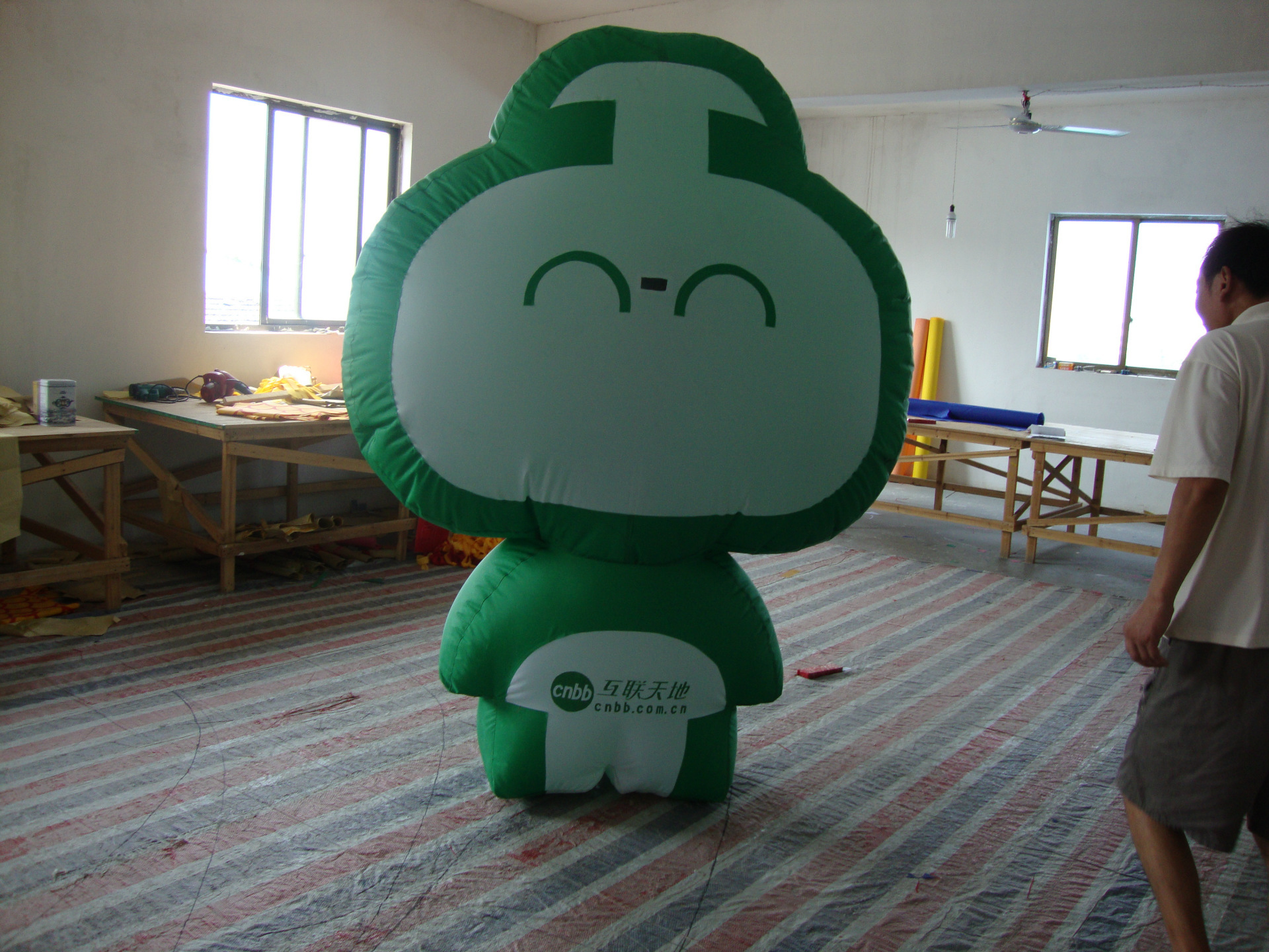 厂家直供专业生产充气气模 人物模型气模欢迎订购