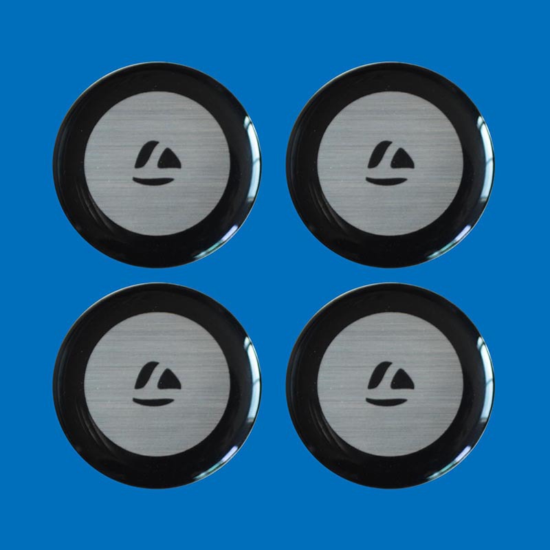 标牌滴胶定 制无尘车间生产水晶滴胶U盘车标铭牌滴胶水晶滴胶