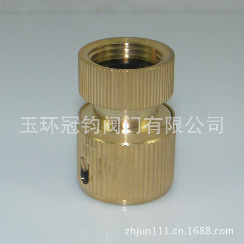 园林洗车水管内4分通水接头