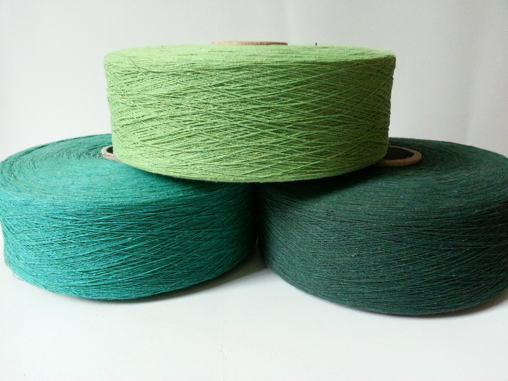 现货供应8S墨绿气流纺再生棉纱线