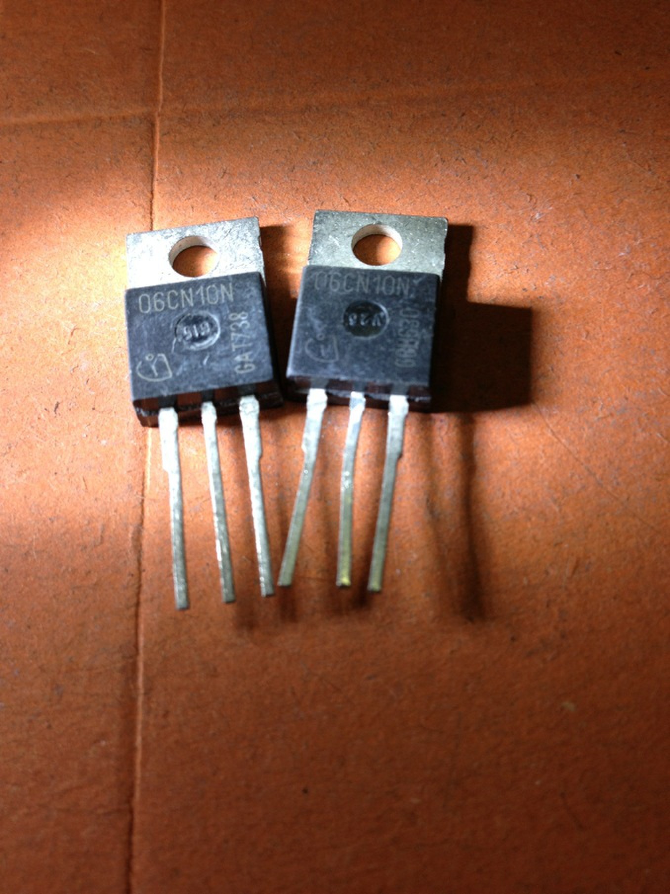 专营三极管批发06CN10N原装拆机质量保证