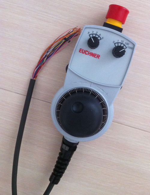 EUCHNER安士能授权代理 手持单元HBA系列-3级授权开关 现货