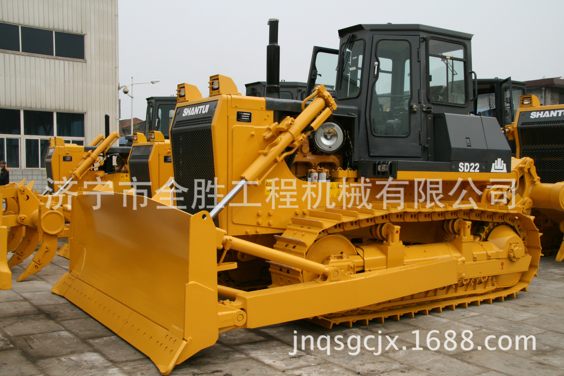 SD22推土机整机 推土机空调蒸发箱 驾驶室防翻滚架 发电机