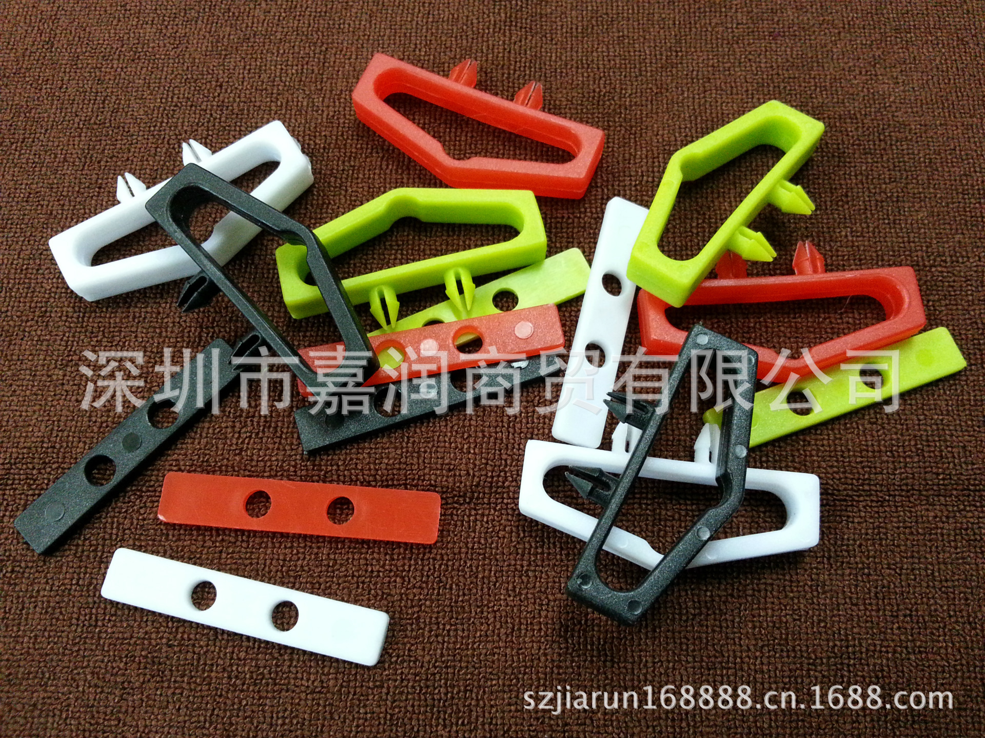 供应广东彩盒展示挂钩三角挂钩塑料吊扣