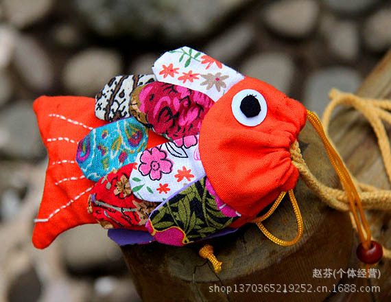 小號拼佈魚包