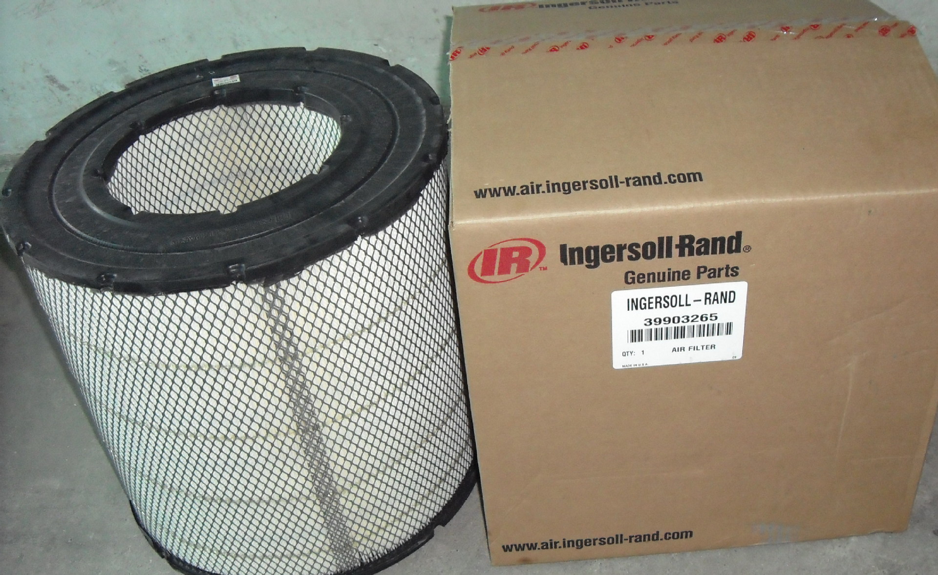 供应39893730英格索兰固定机油过滤器支架