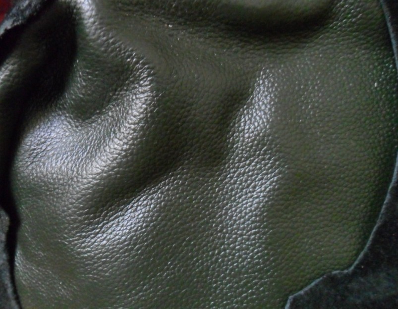 头层真皮 黄牛皮 墨绿色荔枝纹