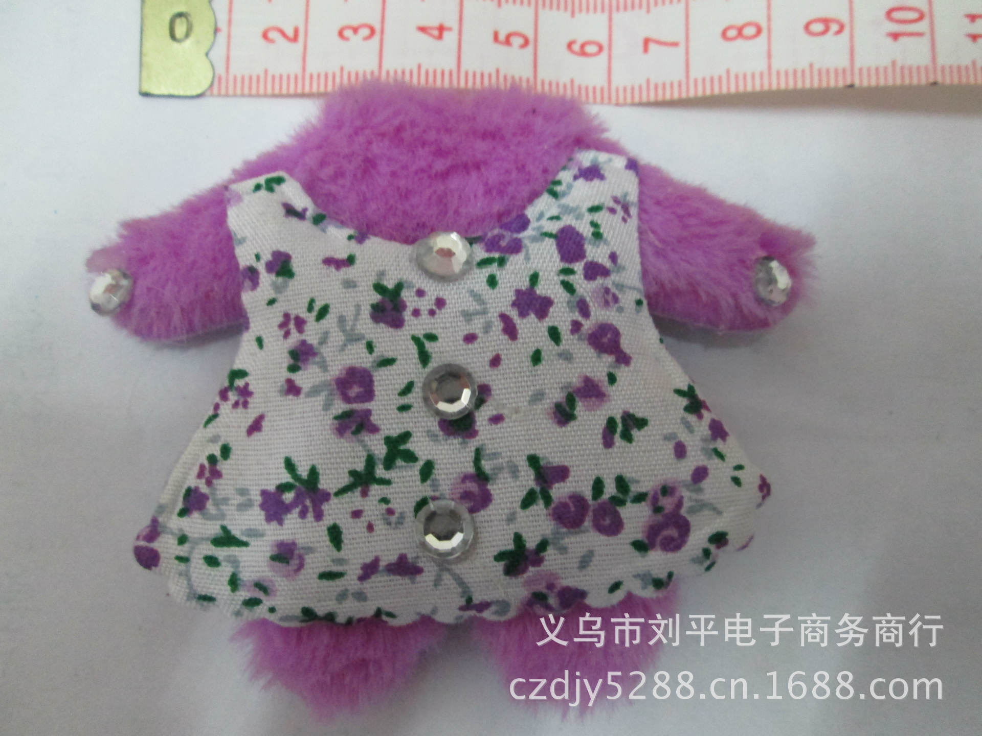 供应超声波压花 卡通小人花 各种形状布花 玩具配件 衣服配件