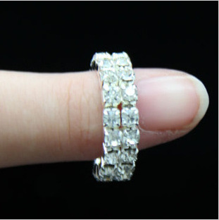 Fashionable elastic ring
