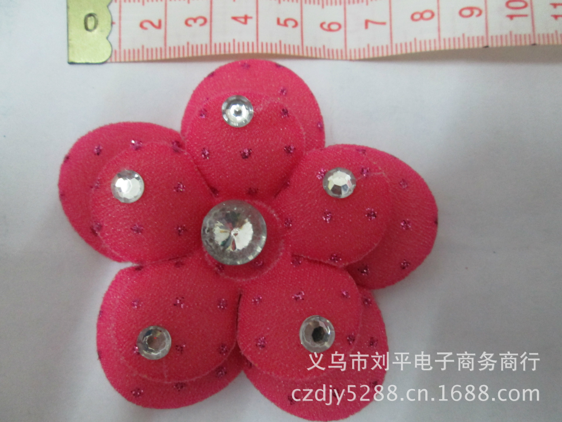 供应超声波压花 双层梅花花 各种形状布花 头饰