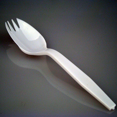 DFS1黑白款PS材质独立包装一次性叉勺可定制logo带餐巾纸