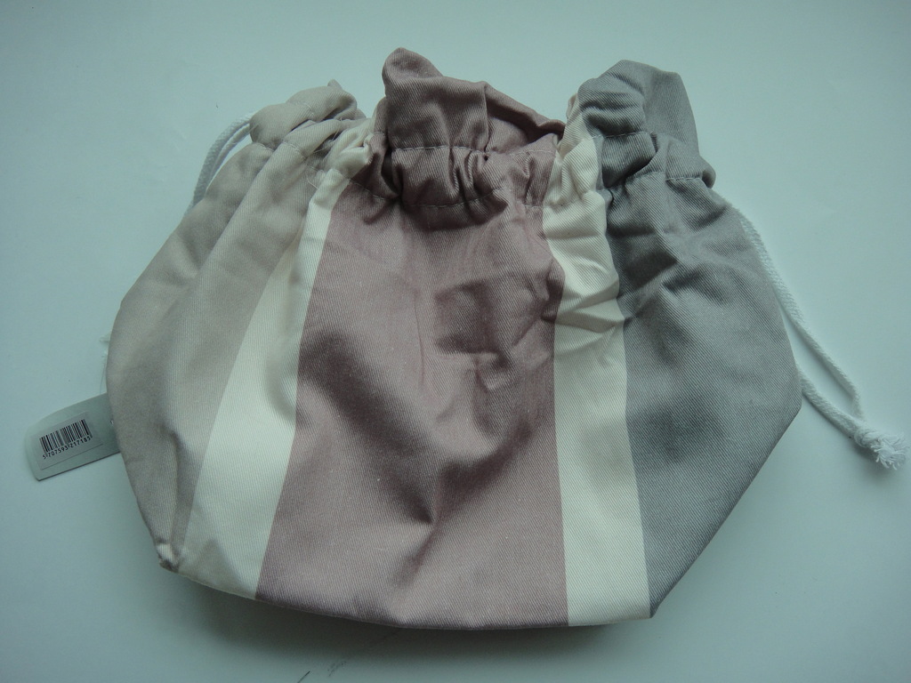 专业生产全棉斜纹帆包抽绳包，束口化妆袋，抽绳化妆包