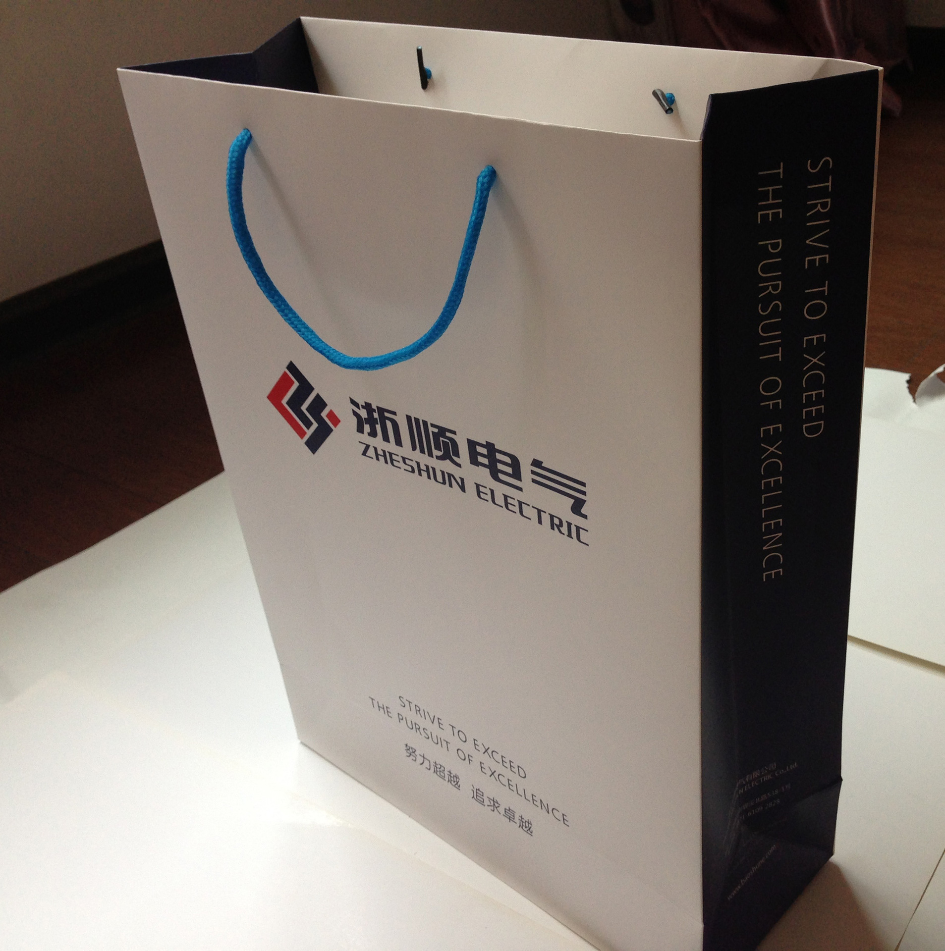 【低价承接各类纸袋】各类白卡纸袋定做 电器广告纸袋等手提纸袋