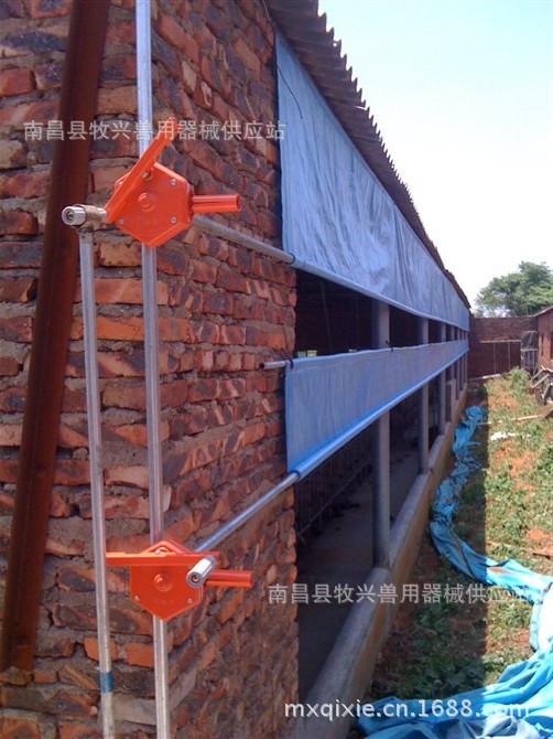 Granja de cerdos máquina de laminación resistente a la intemperie tela de Taiwán PE máquina de tela hebilla de motor granja rollo de cortina de película de cría de animales, crianza