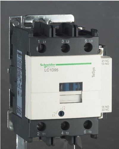 LC1-D95M7C  电压220V