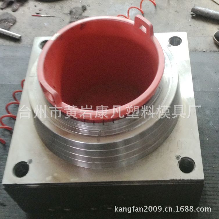 浙江台州黄岩农用塑胶桶模具 塑料尿桶模具 注塑桶模具