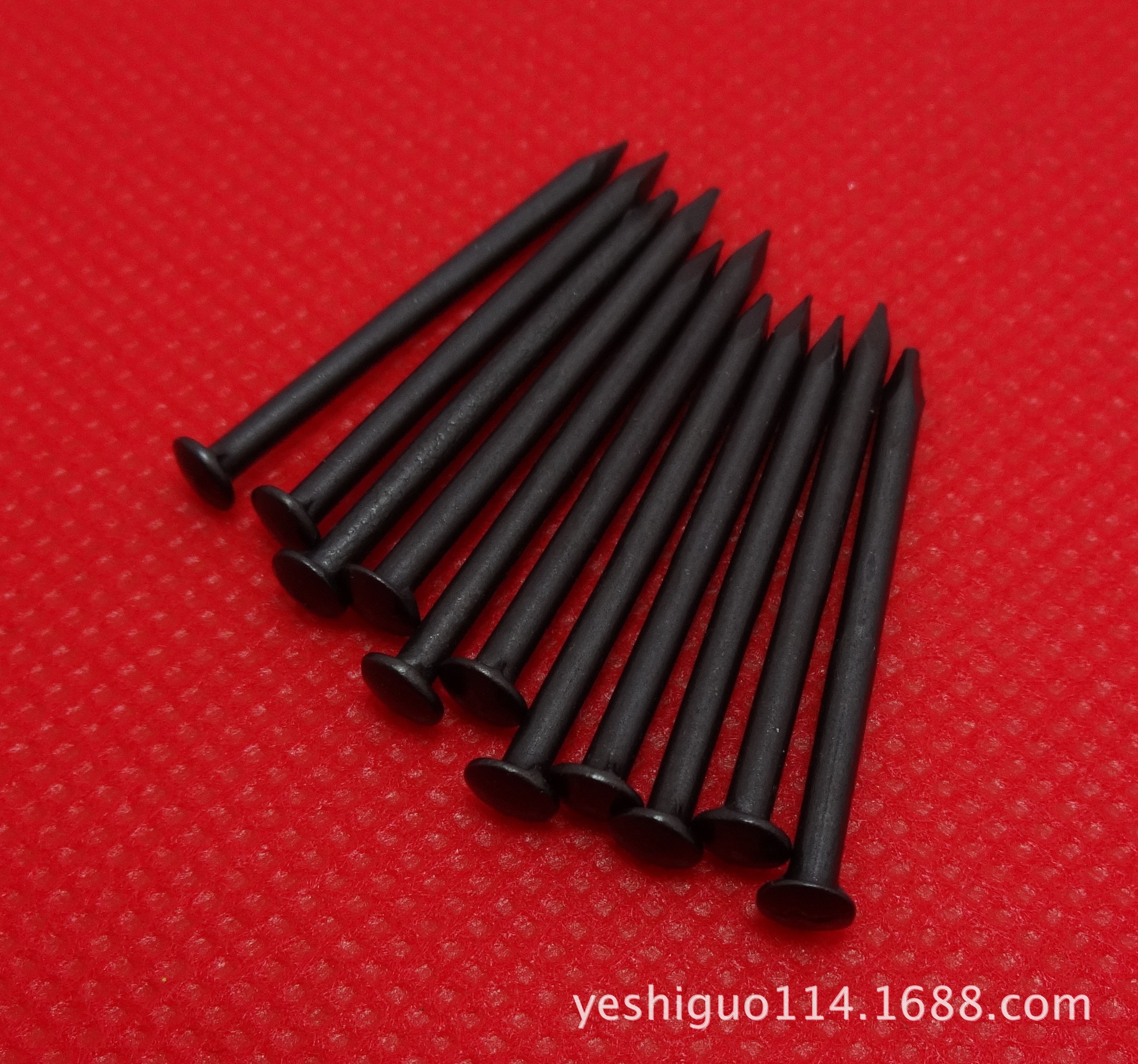 厂家批发优质镀锌特种水泥钢钉 斜纹煮黑建筑铁钉不锈钢40mm钢钉