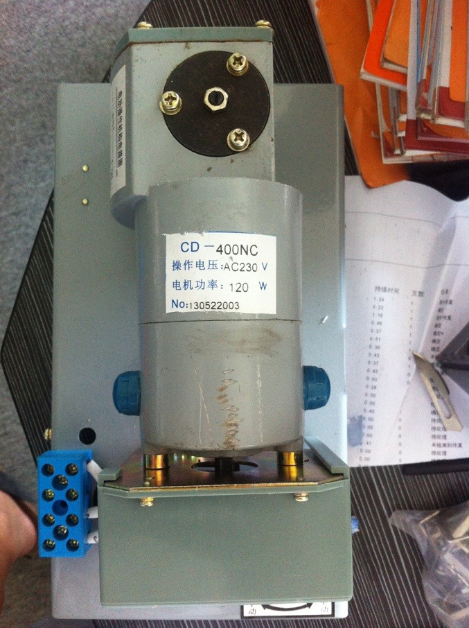 电动操作机构 CD-400NC  操作电压 AC230V 电机功率120W