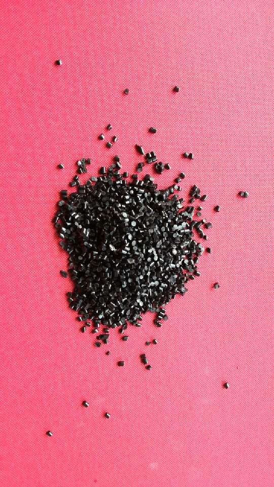 供应环保TPU黑色 PU80度85度90度95度