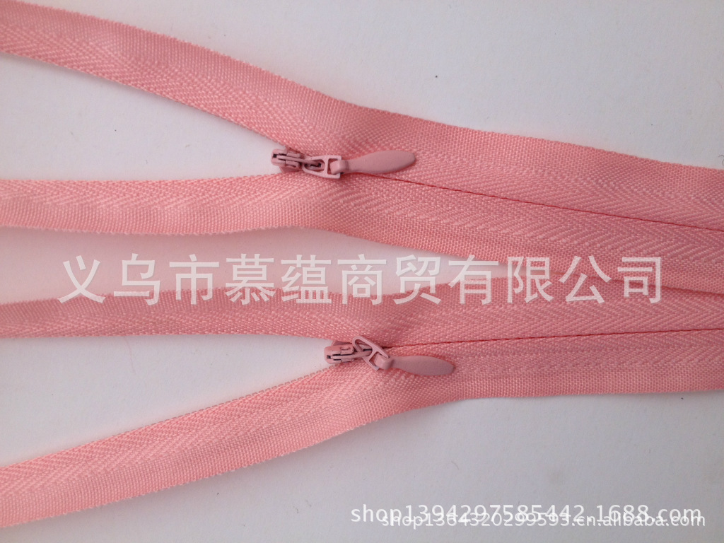 811220369_23651628[1]