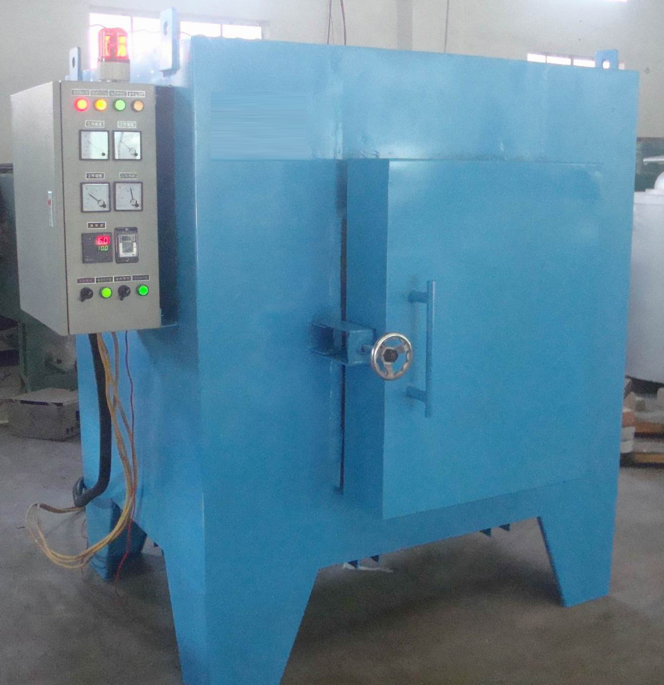 厂销供应金属淬火炉  非标节能淬火炉 东莞厂销低耗能淬火炉