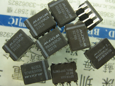 MAX690MJA MAX692MJA 原装正品 保质量 7天包退换