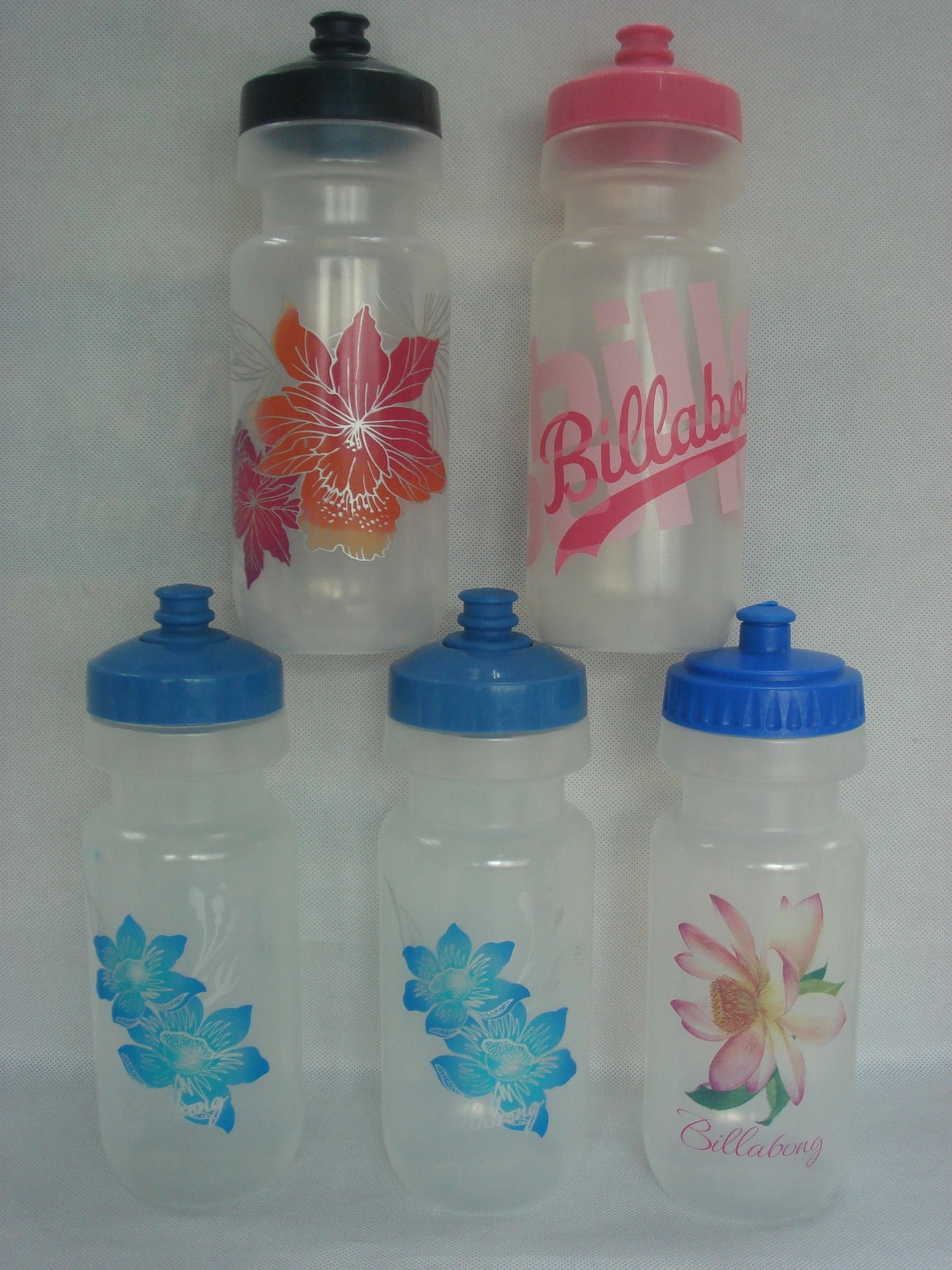 650ML户外运动水壶 骑行广告塑胶水瓶 厂家加工定做PE塑料水杯