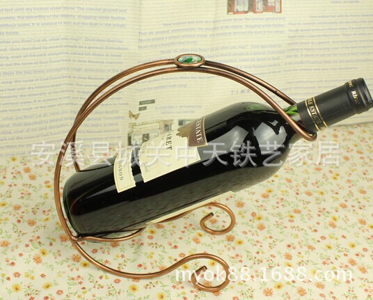 天月厂家金属葡萄酒铁艺黑色置地酒架 单瓶铁艺复古酒架酒架特价|ru