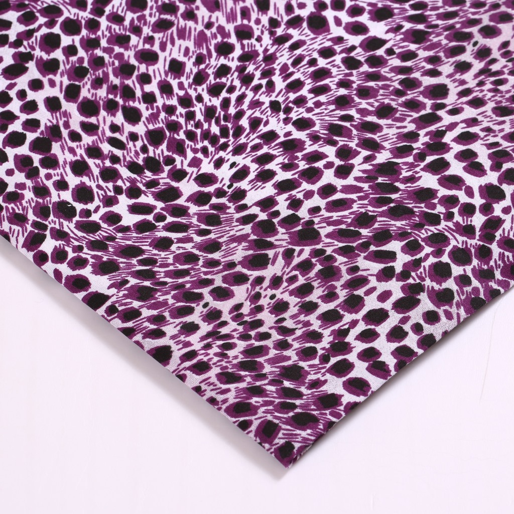 Printed Polyester Fabric (Leopard Print), Lightweight Stretch, 0.1 kg Sample, Multi-Color