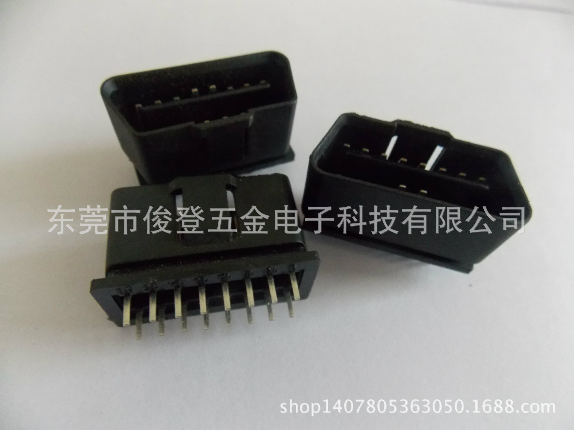 Factory sells special OBD2 plug for OBD wiring harness GPS and diagnostic equipment