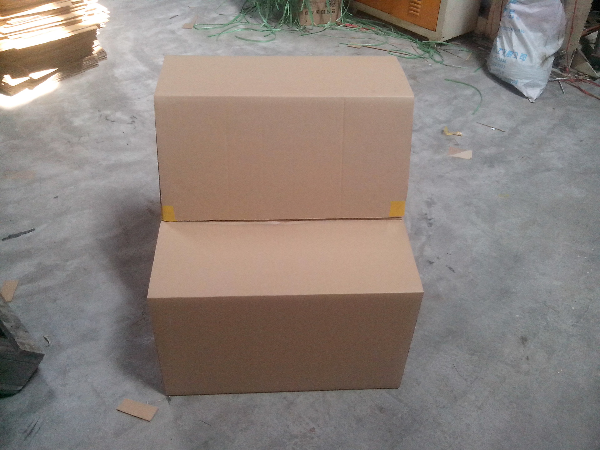 厂家定 制双瓦加厚异形纸箱  马桶式双瓦印刷纸箱