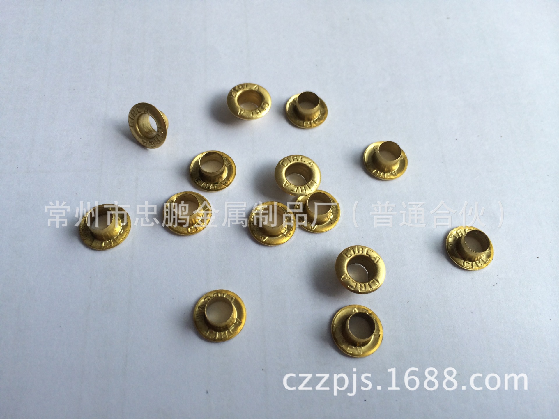 厂家大量供应优质  鸡眼扣金属鞋眼扣 气眼扣 欢迎来电