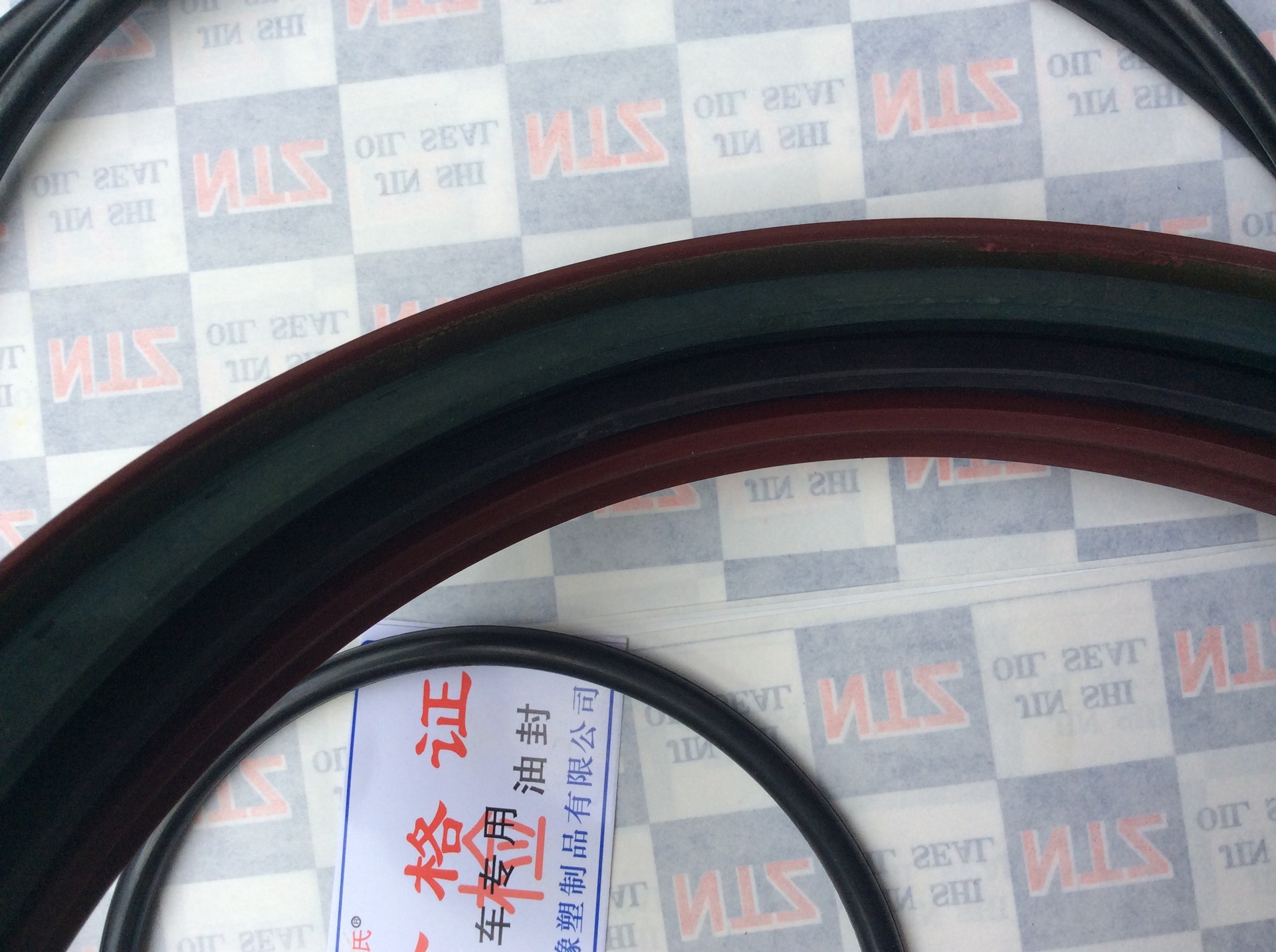 斯太爾後輪油封