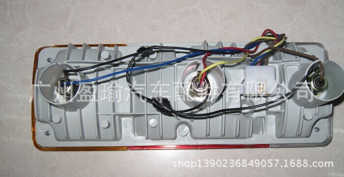 hino 尾燈 214-1904 背麵