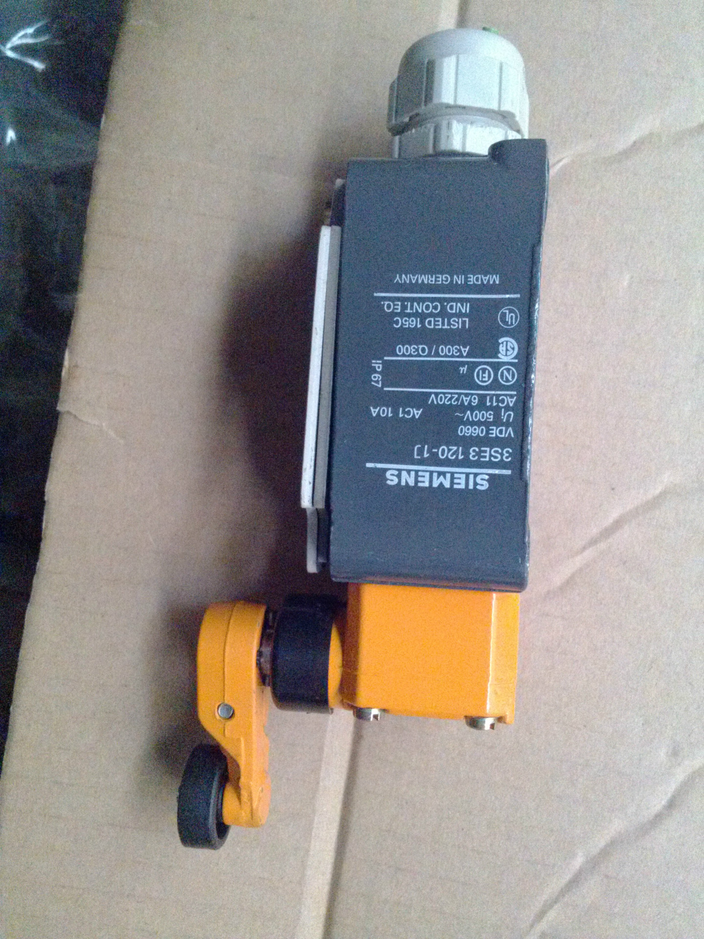 行程开关 3SE3 120-1J