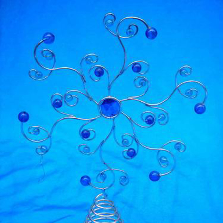 ���շ���ʥ��ѩ������װ�ε��߿���ͼ��������ʥ������ѩ��װ��