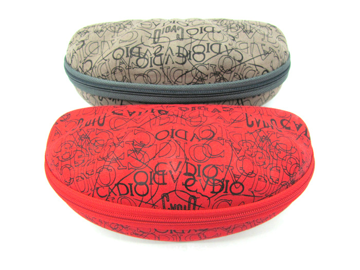 绒布字母拉链盒2.4元HJ1021