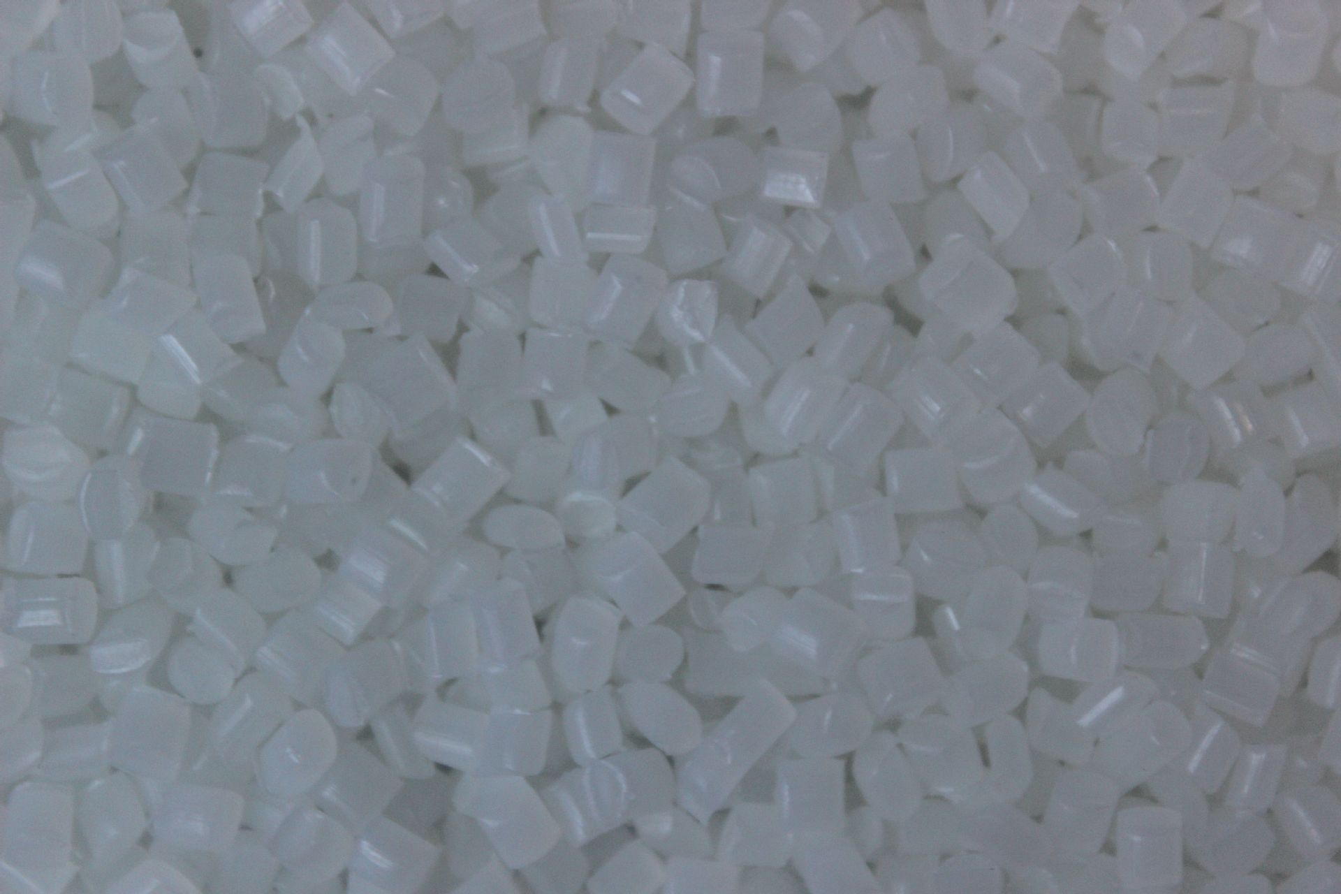 PA12抗白蚁抗老鼠咬电缆护套料本色NL03