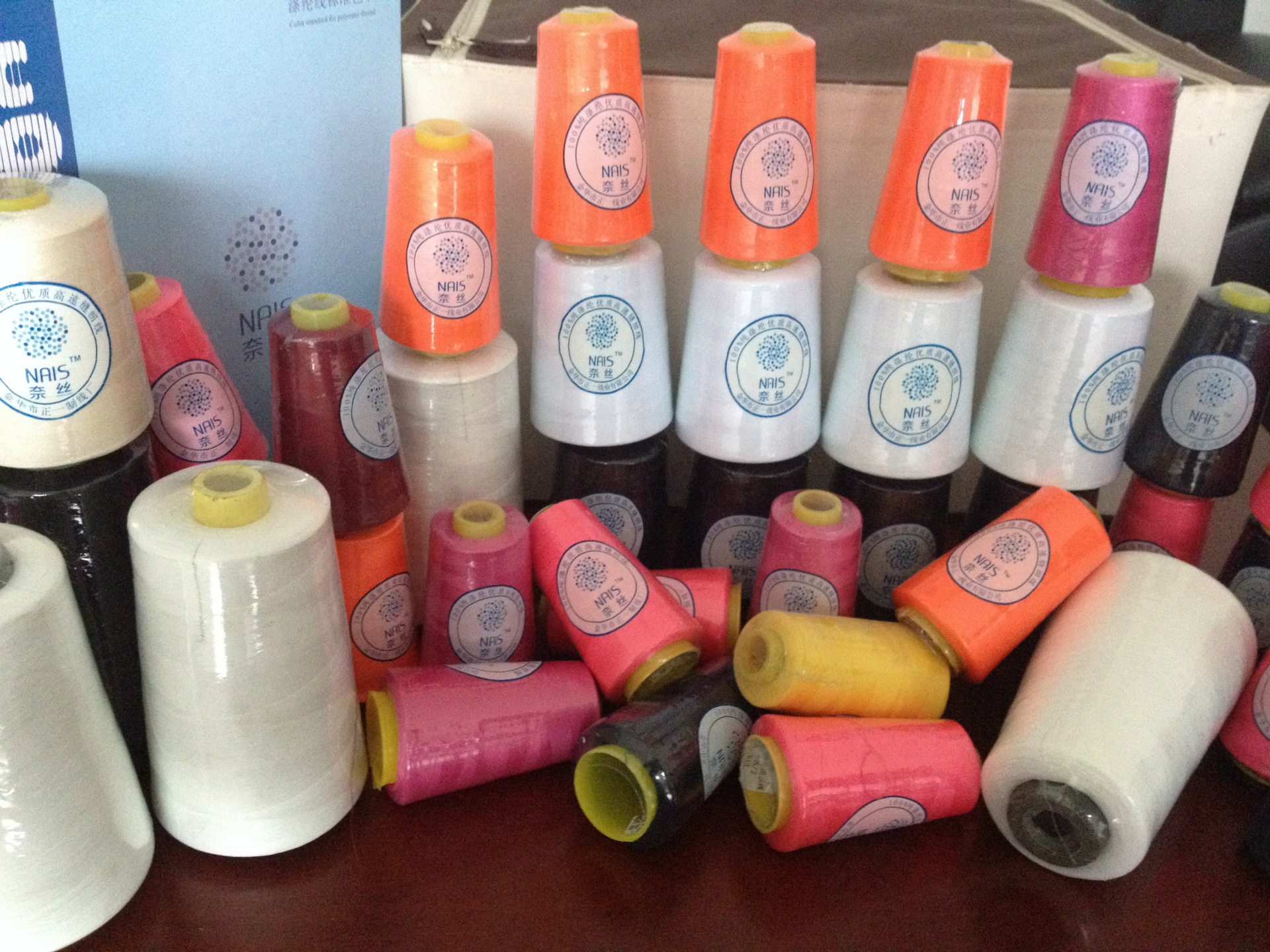 厂家供应奈丝牌3000Y高速涤纶线 /绗缝线 现货缝纫线