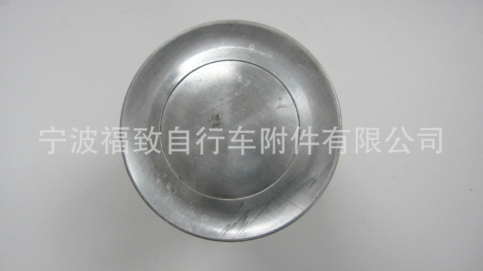 出口品质厂家直销多尺寸喷枪罐铝罐金属罐容器罐 2QT