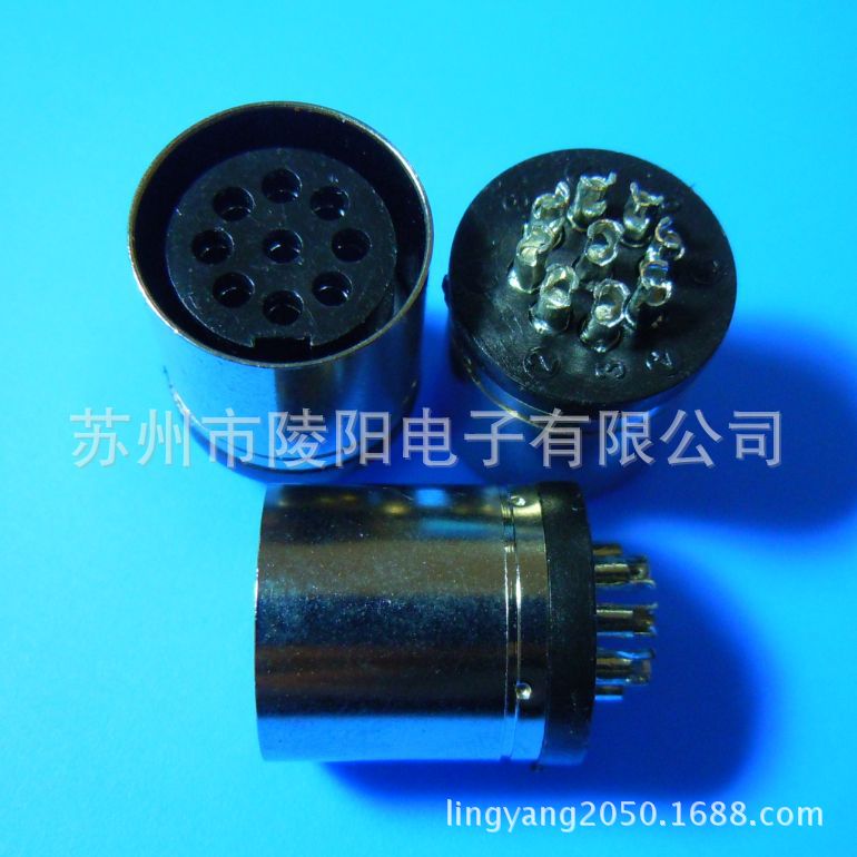 大DIN 9P母座焊线/无地线/铜壳镀镍/端子镀镍