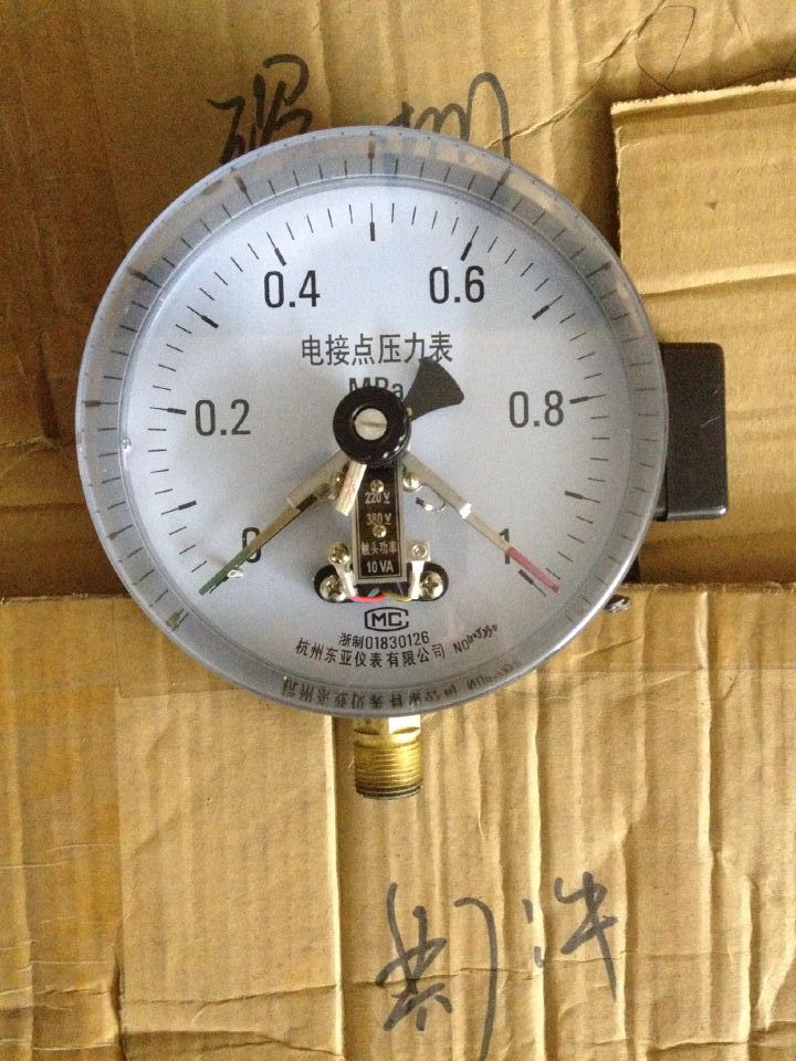 杭州东亚电接点压力表YXC150表面 0.6MPA 1MPA 1.6MPA 380V 10VA