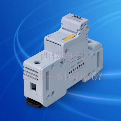 CH14 14*51 系列光伏熔断器底座