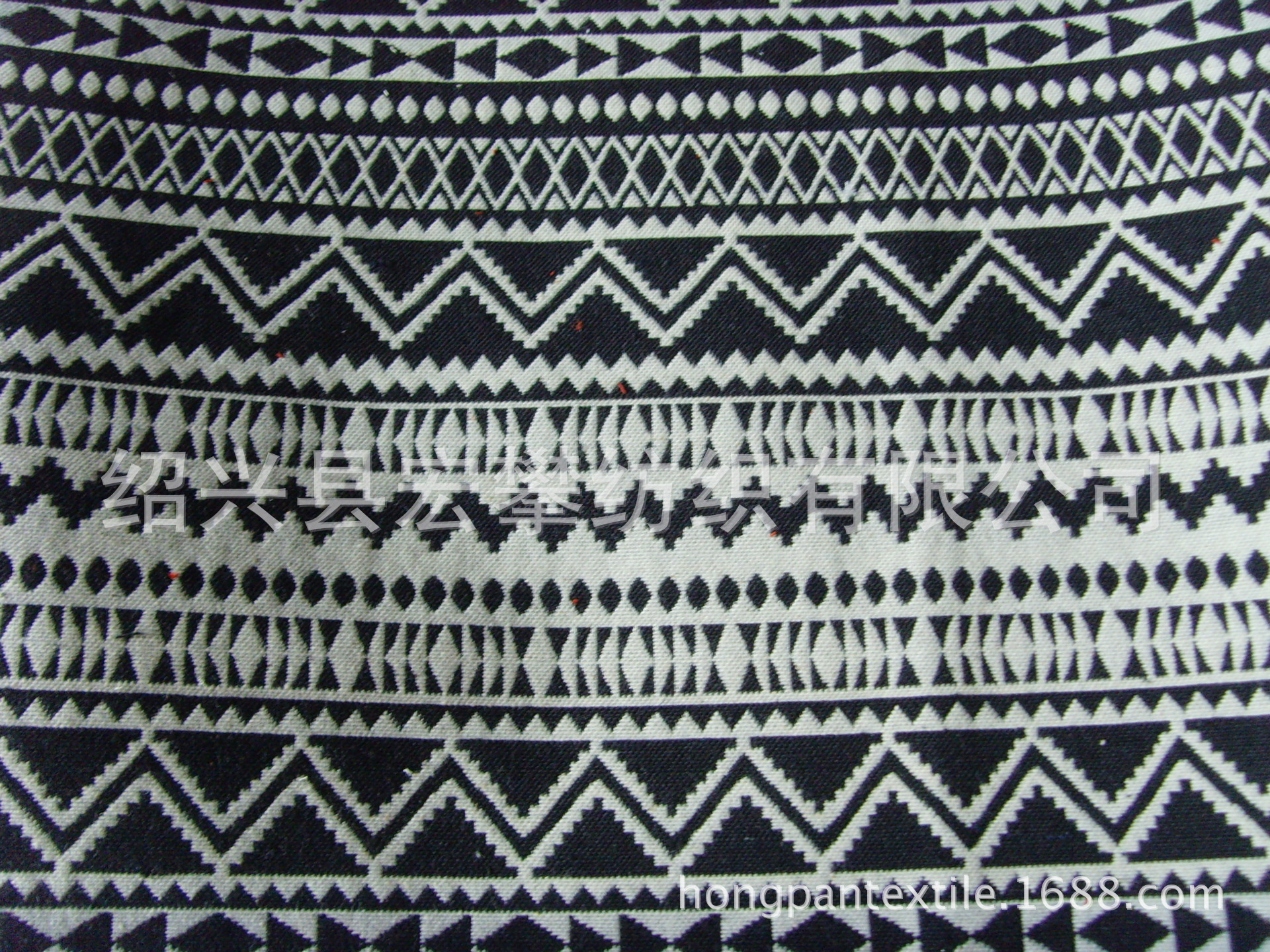 涤棉大提花面料民族风大提花