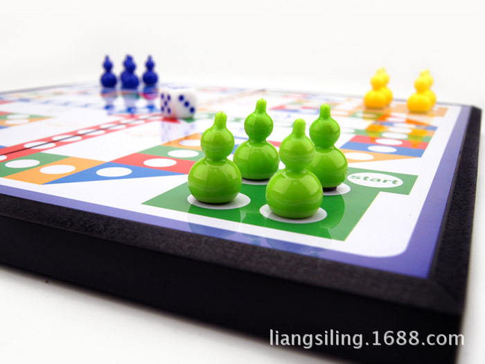 Magnetic Airplane chess