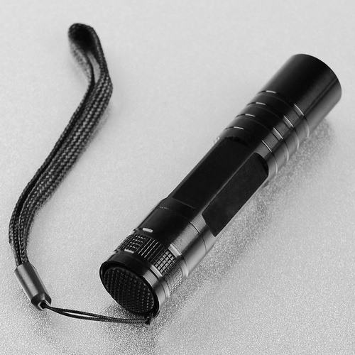 Factory price wholesale 2019 new mini portable aluminum alloy LED flashlight gift 5 No. one section tail open advertisement 
